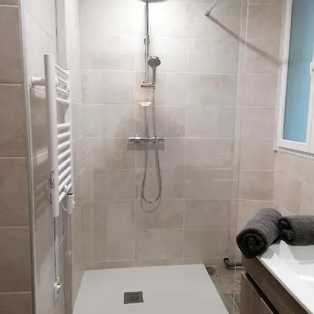 Charmant Appartement, Proche Avenue De Champagne דירה Épernay
